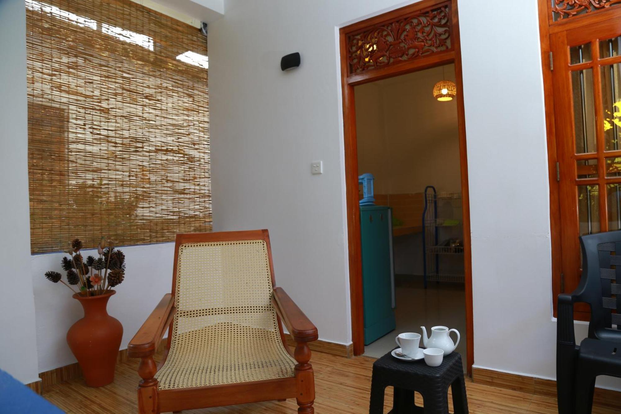 The King Apartment Hikkaduwa Exterior photo